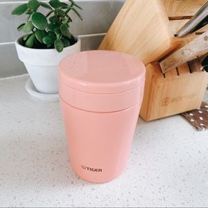 Tiger Vacuum Insulated Thermos Food Jar